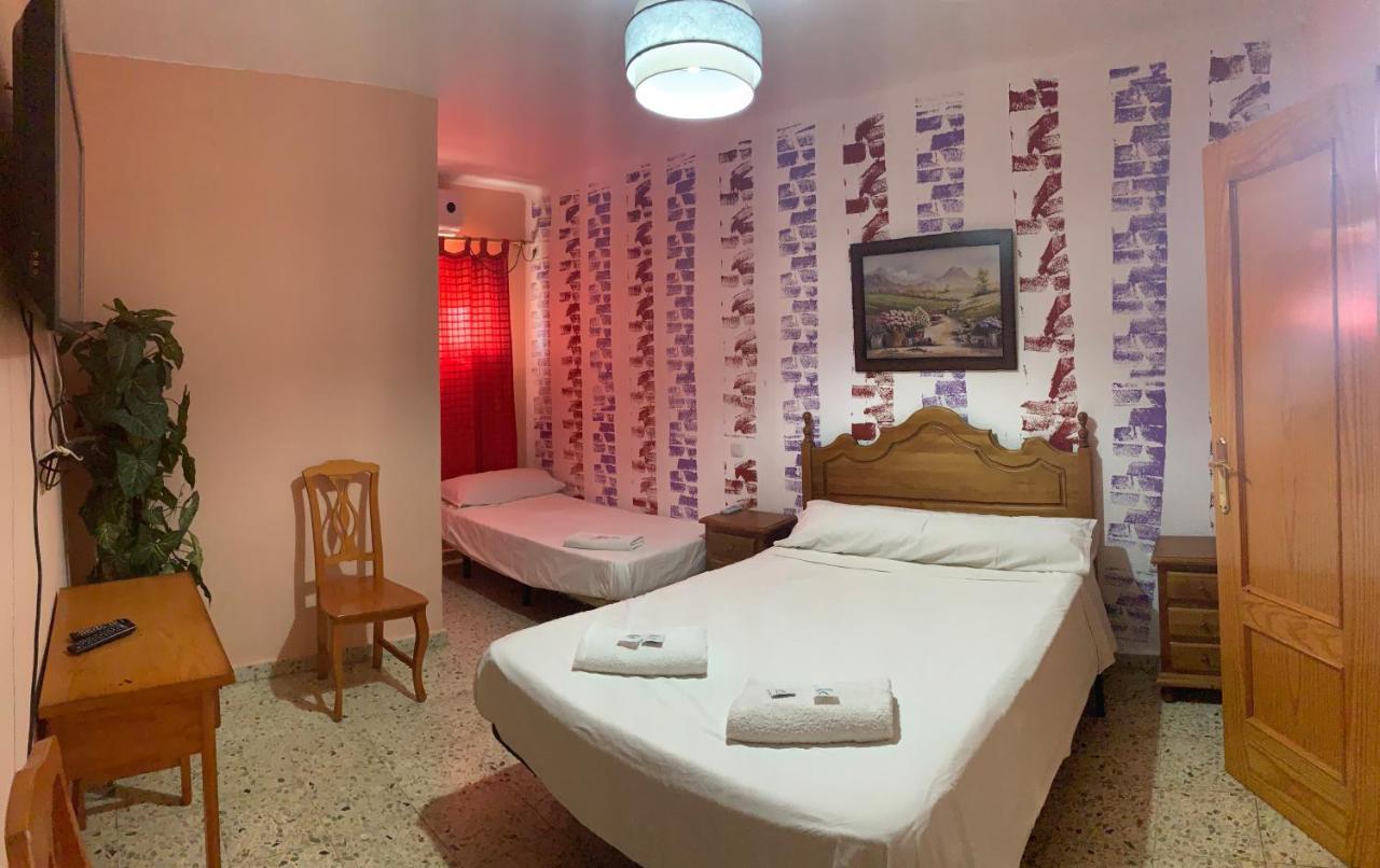Hostal Sesena Extérieur photo