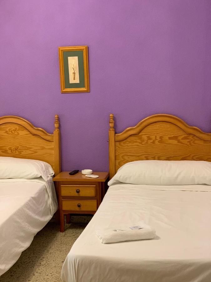 Hostal Sesena Extérieur photo