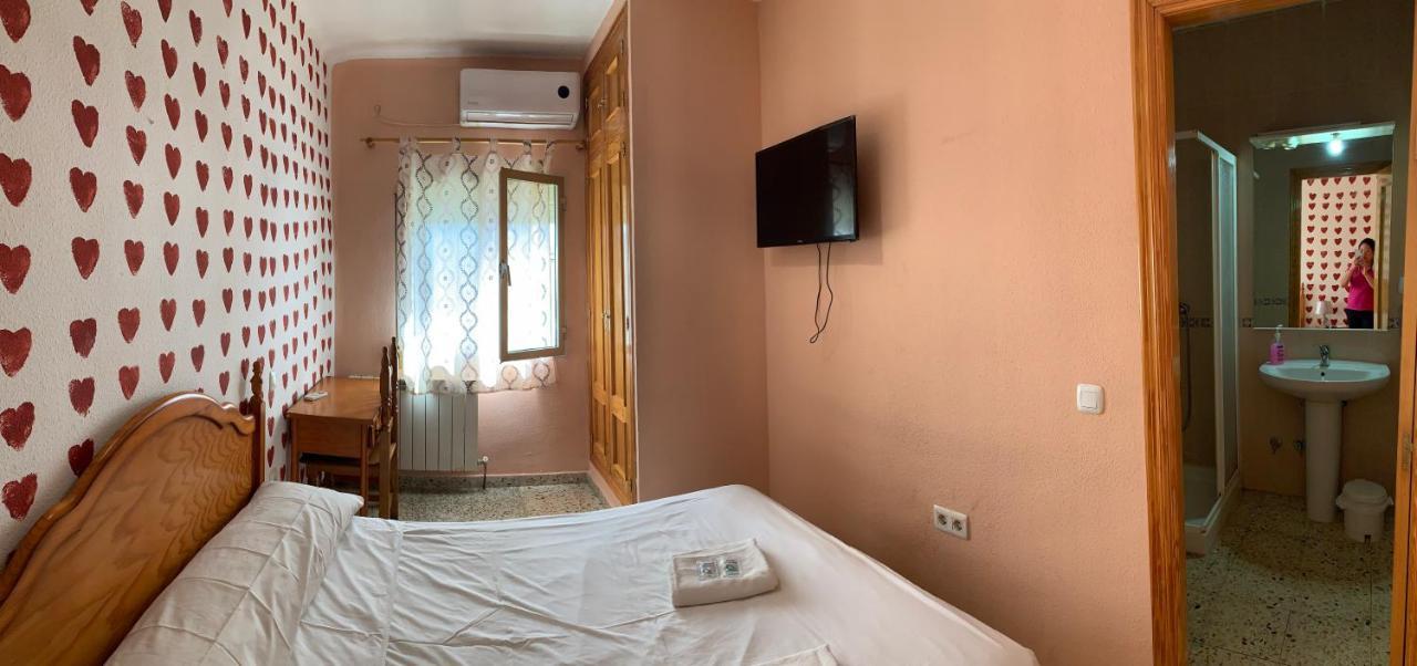 Hostal Sesena Extérieur photo