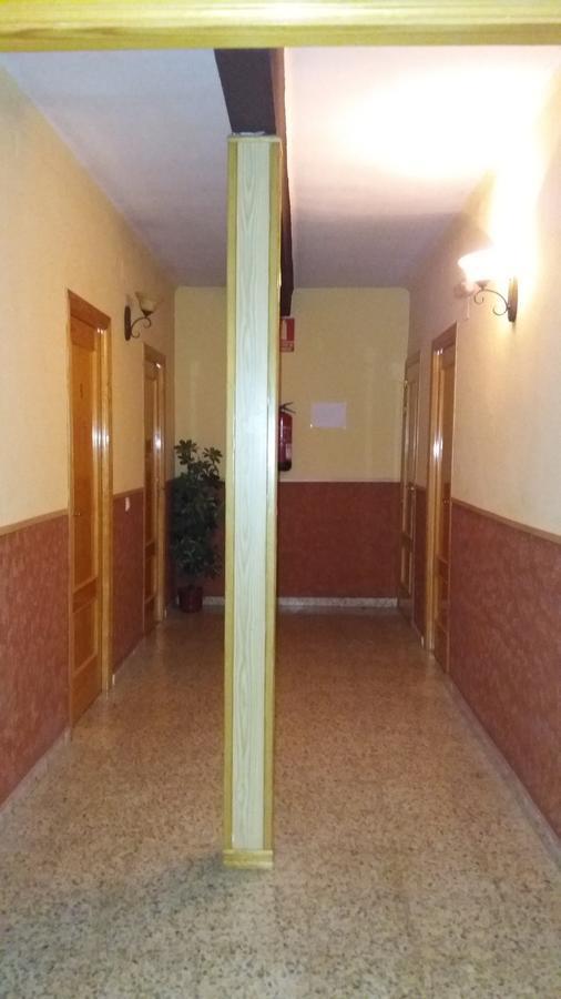 Hostal Sesena Extérieur photo