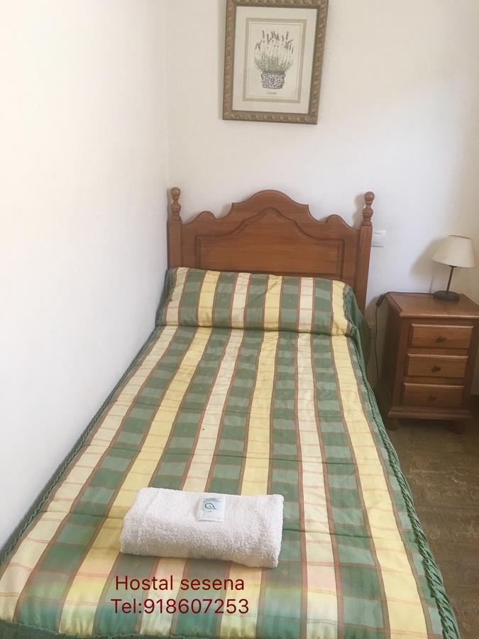 Hostal Sesena Extérieur photo